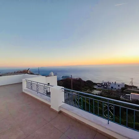 Aegean Mirror, Andros