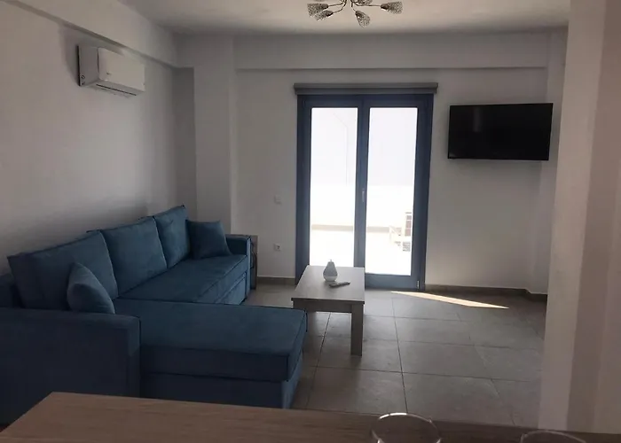 Daire Aegean Mirror, Andros *