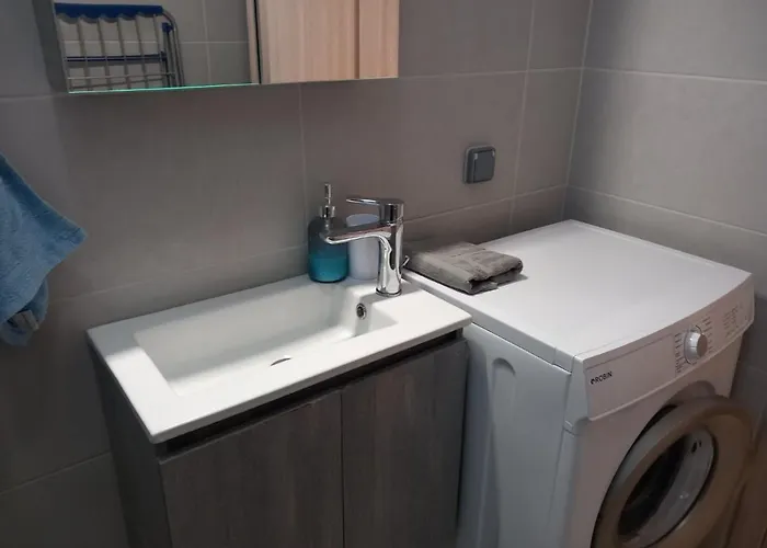 Aegean Mirror, Andros Daire Aprovaton