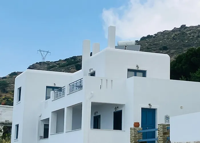 Aegean Mirror, Andros Daire *