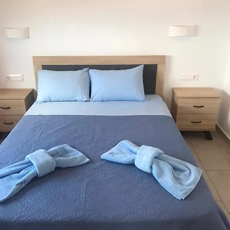 Aegean Mirror, Andros Appartement *