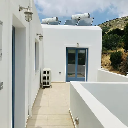 Aegean Mirror, Andros