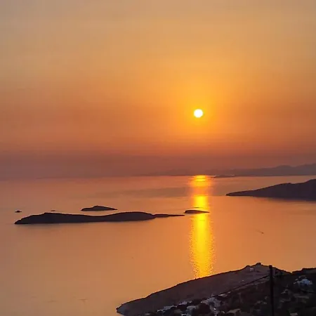 Aegean Mirror, Andros Apartment *