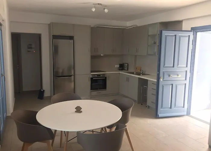 Aegean Mirror, Andros Aprovaton