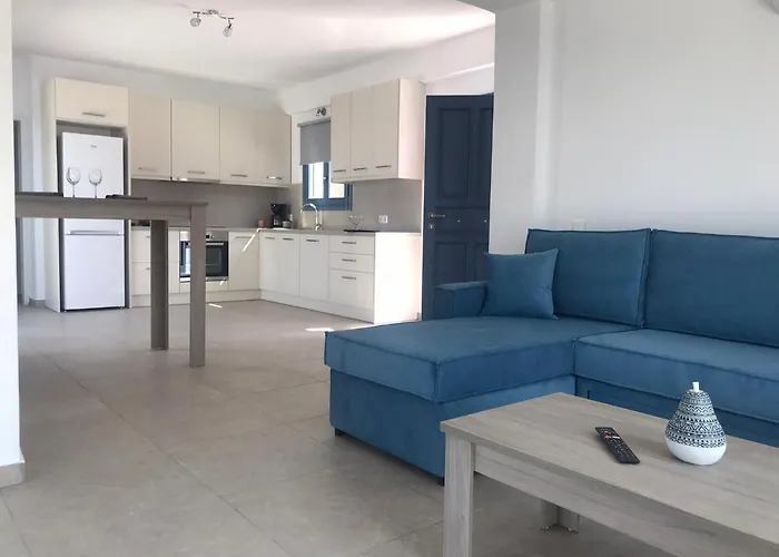 Aegean Mirror, Andros Lägenhet Aprovaton